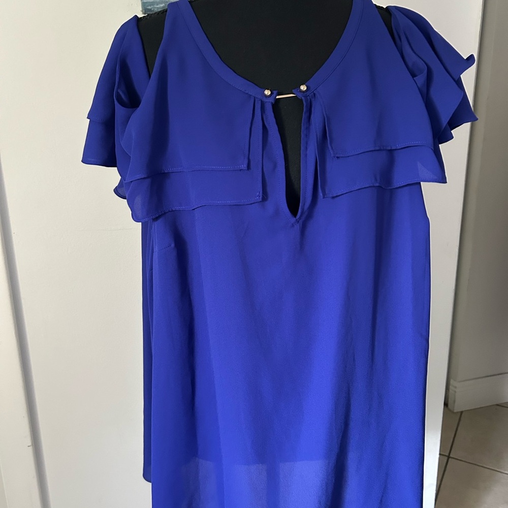 BOLD elements Blue Ruffled Flutter Sleeve Blouse